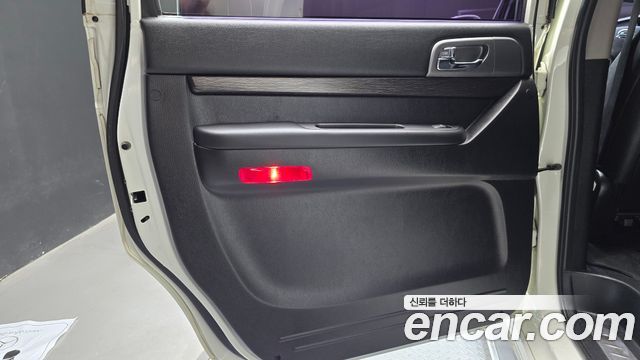 KG Mobility (SsangYong) Korando Turismo 4WD TX 9-seater 2019 — фото 25