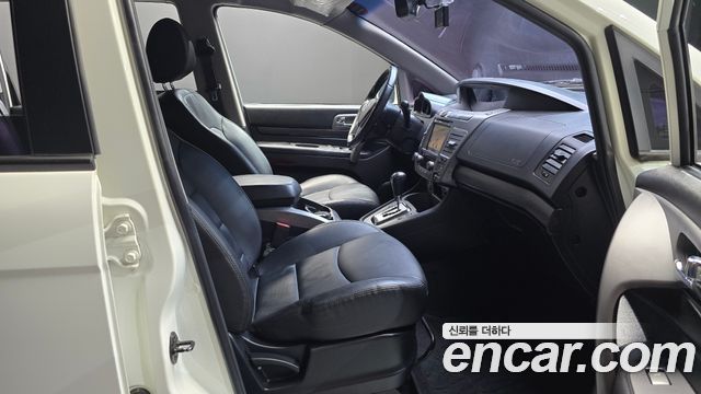 KG Mobility (SsangYong) Korando Turismo 4WD TX 9-seater 2019 — фото 26