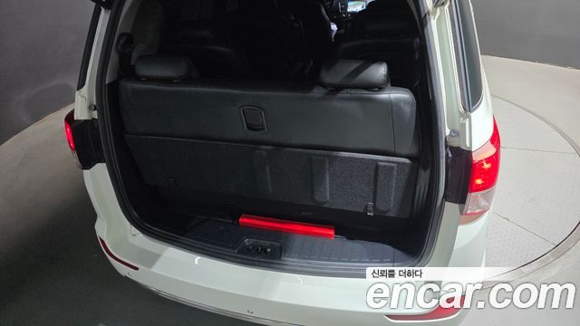 KG Mobility (SsangYong) Korando Turismo 4WD TX 9-seater 2019 — фото 31