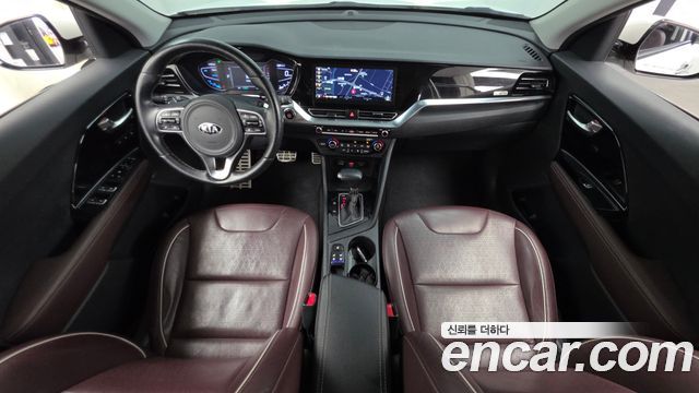 Kia Niro 1.6 HEV Noblesse Special 2020 — фото 7