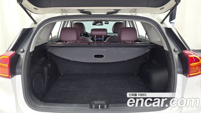 Kia Niro 1.6 HEV Noblesse Special 2020 — фото 24