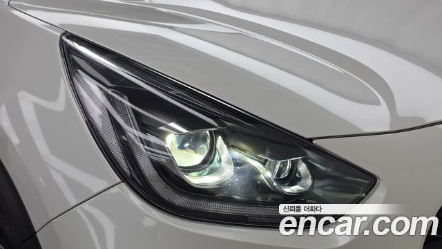 Kia Niro 1.6 HEV Noblesse Special 2020 — фото 28