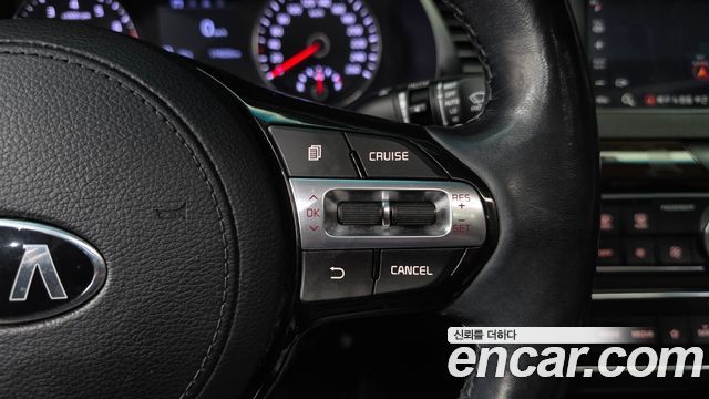 Kia K7 3.0 LPI Luxury (Rental Car) 2018 — фото 15