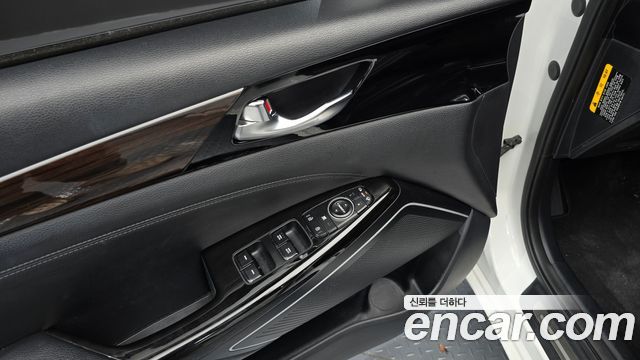 Kia K7 3.0 LPI Luxury (Rental Car) 2018 — фото 18
