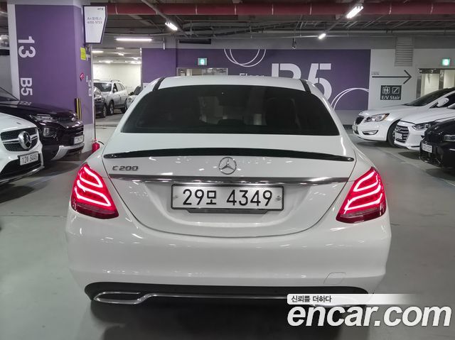 Mercedes-Benz C-Class (W205) C200 Avantgarde 2018 — фото 4