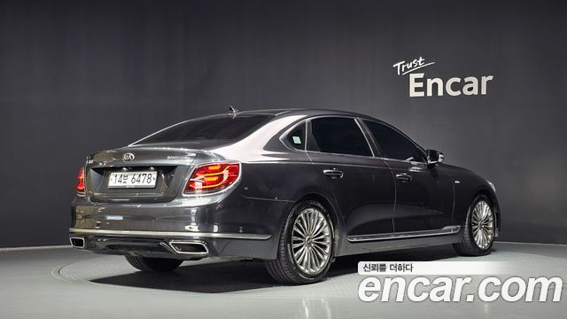 Kia K9 3.8 GDI AWD PlatinumⅡ 2019 — фото 2