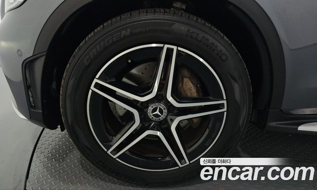 Mercedes-Benz GLC-Class (X253) GCL300 4MATIC Coupe 2020 — фото 5