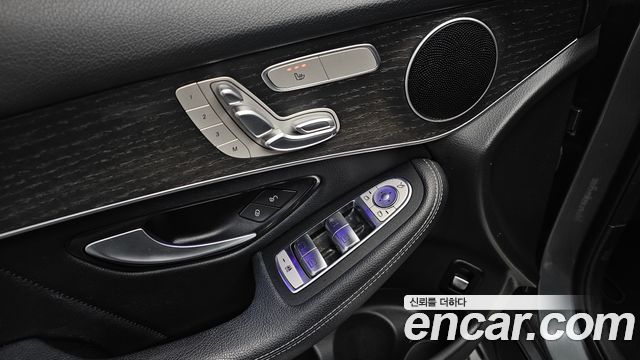 Mercedes-Benz GLC-Class (X253) GCL300 4MATIC Coupe 2020 — фото 19