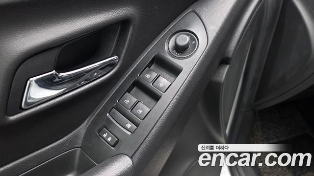 Chevrolet Trax 1.4 Premier 2019 — фото 28