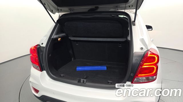 Chevrolet Trax 1.4 Premier 2019 — фото 30