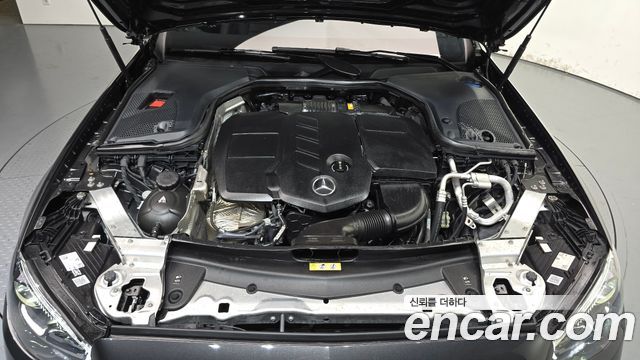 Mercedes-Benz E-Class (W213) E220d 4MATIC Exclusive 2021 — фото 6