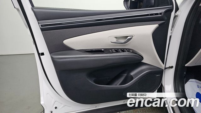 Hyundai Tucson (NX4) Gasoline 1.6 Turbo 2WD Inspiration 2021 — фото 24