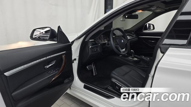 BMW 3 Series GT (F34) GT 320d 2014 — фото 10