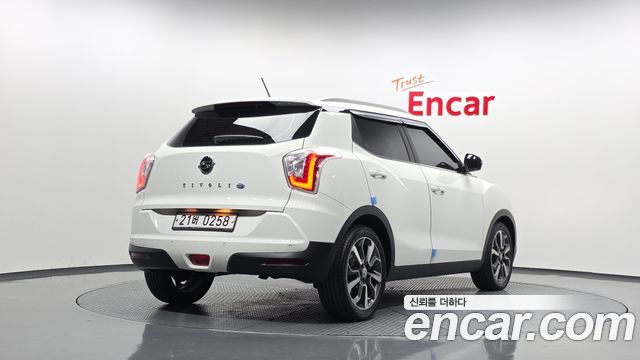 KG Mobility (SsangYong) Tivoli Diesel VX 2WD 2016 — фото 2
