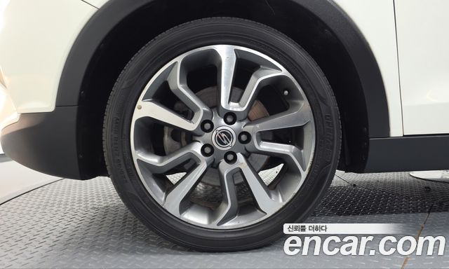 KG Mobility (SsangYong) Tivoli Diesel VX 2WD 2016 — фото 5
