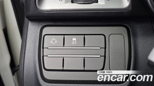KG Mobility (SsangYong) Tivoli Diesel VX 2WD 2016 — фото 20