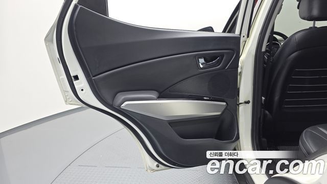 KG Mobility (SsangYong) Tivoli Diesel VX 2WD 2016 — фото 25