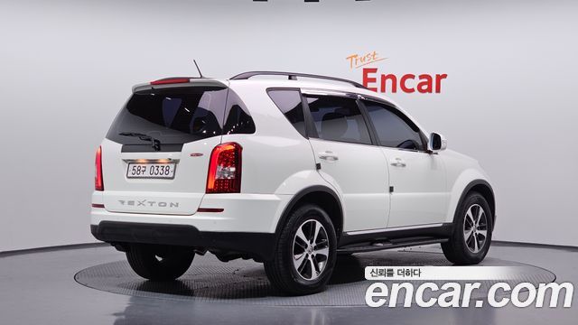 KG Mobility (SsangYong) Rexton W 2.2 4WD RX7 Luxury 2016 — фото 2
