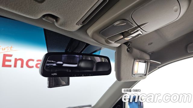 KG Mobility (SsangYong) Rexton W 2.2 4WD RX7 Luxury 2016 — фото 18