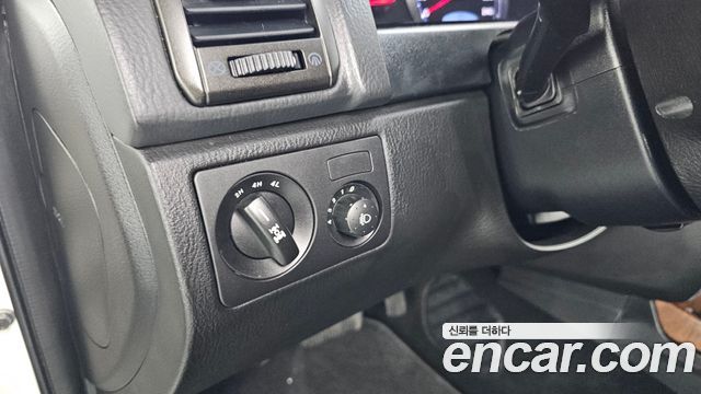 KG Mobility (SsangYong) Rexton W 2.2 4WD RX7 Luxury 2016 — фото 32