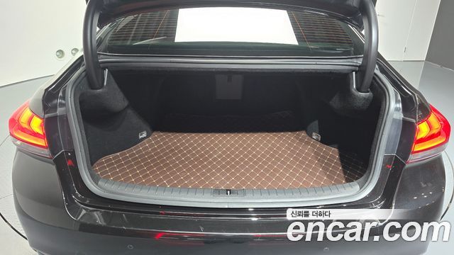 Genesis G80 3.3 GDI Luxury 2019 — фото 33