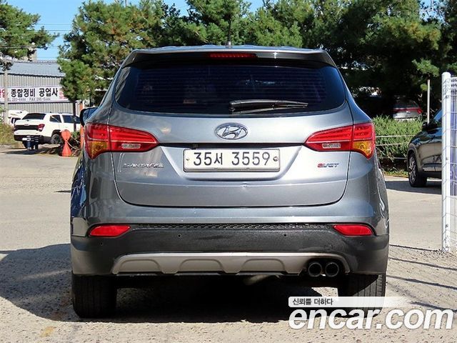 Hyundai Santa Fe (DM) Diesel(e-VGT) 2.0 2WD Morden 2013 — фото 4