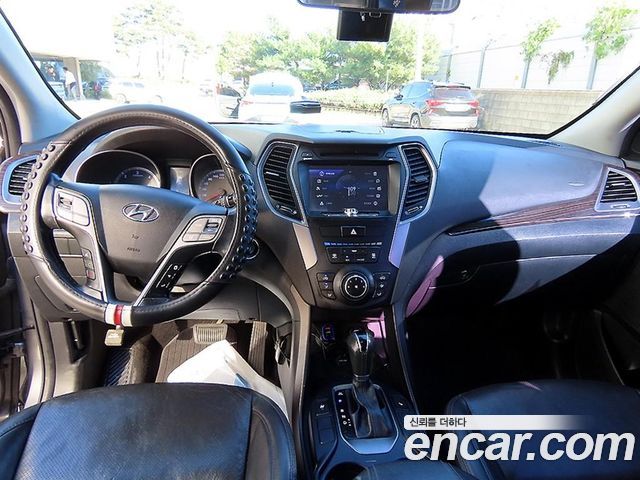 Hyundai Santa Fe (DM) Diesel(e-VGT) 2.0 2WD Morden 2013 — фото 7