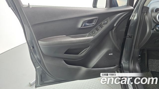 Chevrolet Trax 1.6 Diesel LTZ 2016 — фото 24