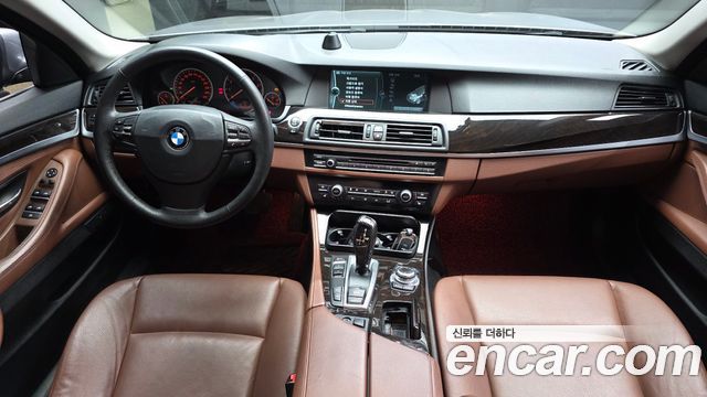BMW 5 Series (F10) 528i 2013 — фото 7