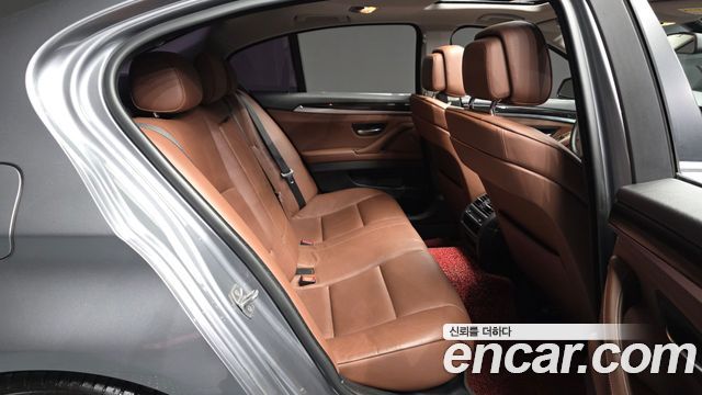BMW 5 Series (F10) 528i 2013 — фото 12