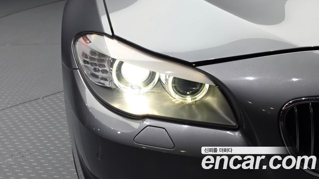 BMW 5 Series (F10) 528i 2013 — фото 22
