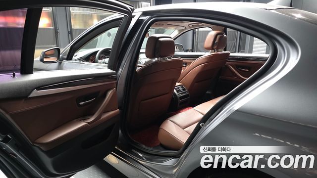 BMW 5 Series (F10) 528i 2013 — фото 26