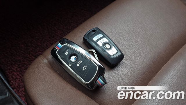 BMW 5 Series (F10) 528i 2013 — фото 28