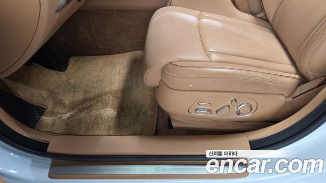 Genesis G90 (RS4) Gasoline 3.5 Turbo AWD 2023 — фото 28