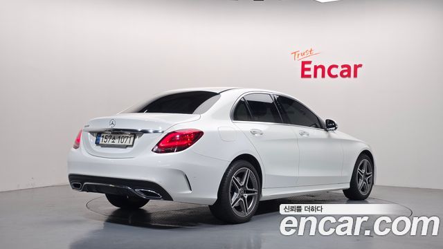 Mercedes-Benz C-Class (W205) C200 AMG Line 2021 — фото 2
