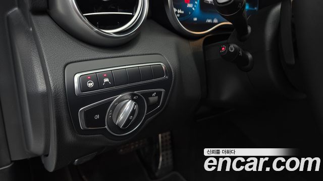 Mercedes-Benz C-Class (W205) C200 AMG Line 2021 — фото 20