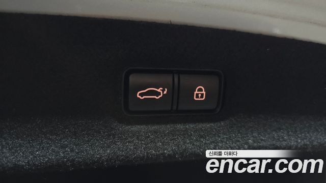 Genesis EQ900 3.3 T-GDI AWD Premiun Luxury 2017 — фото 20