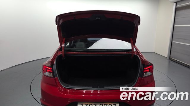 Hyundai Avante (AD) 1.6 Smart Choice 2020 — фото 20