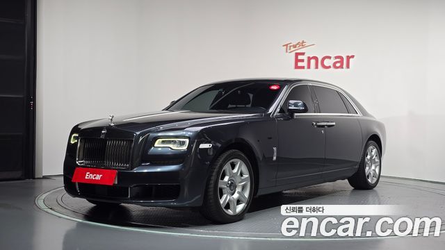 Rolls-Royce Ghost 6.6 EWB V12