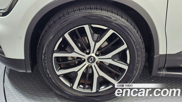 Renault Korea QM6 2.0 LPe RE Signature 2WD 2020 — фото 5