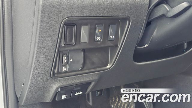 Renault Korea QM6 2.0 LPe RE Signature 2WD 2020 — фото 17