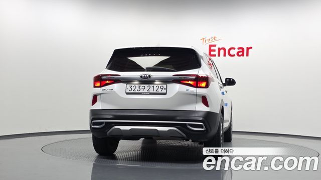 Kia Seltos Diesel 1.6 2WD Prestige 2020 — фото 4