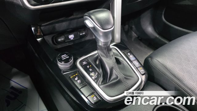 Kia Seltos Diesel 1.6 2WD Prestige 2020 — фото 9