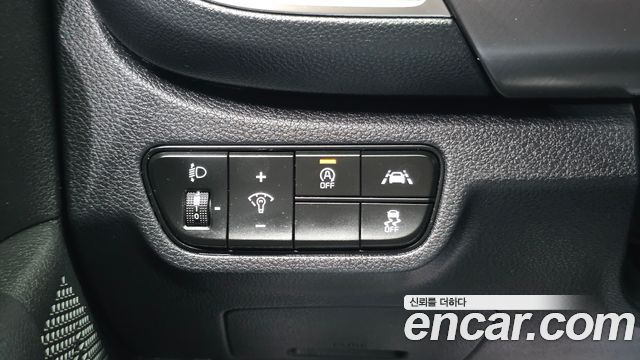 Kia Seltos Diesel 1.6 2WD Prestige 2020 — фото 18