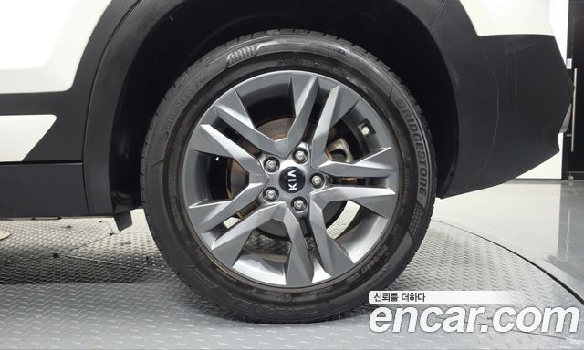 Kia Seltos Diesel 1.6 2WD Prestige 2020 — фото 21