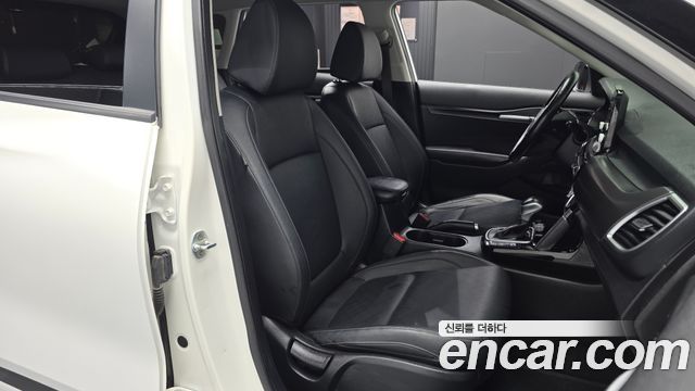 Kia Seltos Diesel 1.6 2WD Prestige 2020 — фото 26