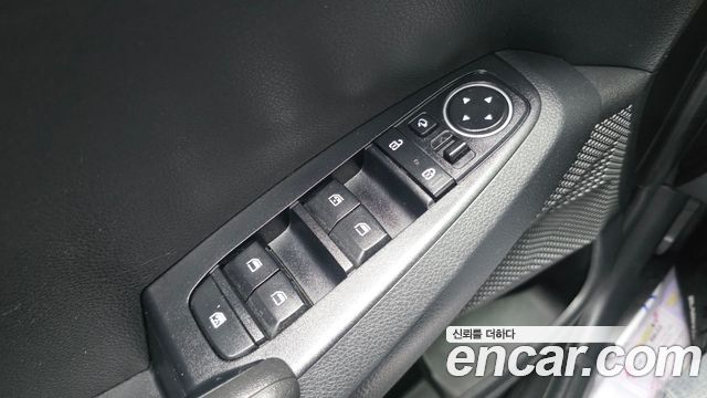 Kia Seltos Diesel 1.6 2WD Prestige 2020 — фото 27