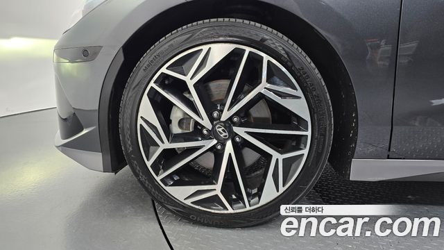 Hyundai Ioniq 6 Long Range Prestige 2023 — фото 5