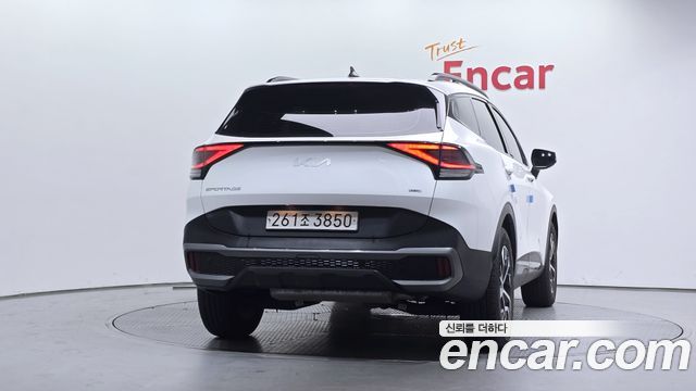 Kia Sportage Hybrid (V) Nobleless Gravity 2WD 2023 — фото 4