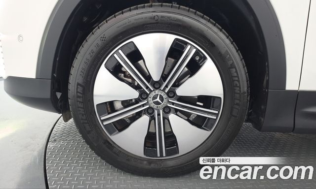 Mercedes-Benz EQB (X243) EQB300 4MATIC 2023 — фото 5